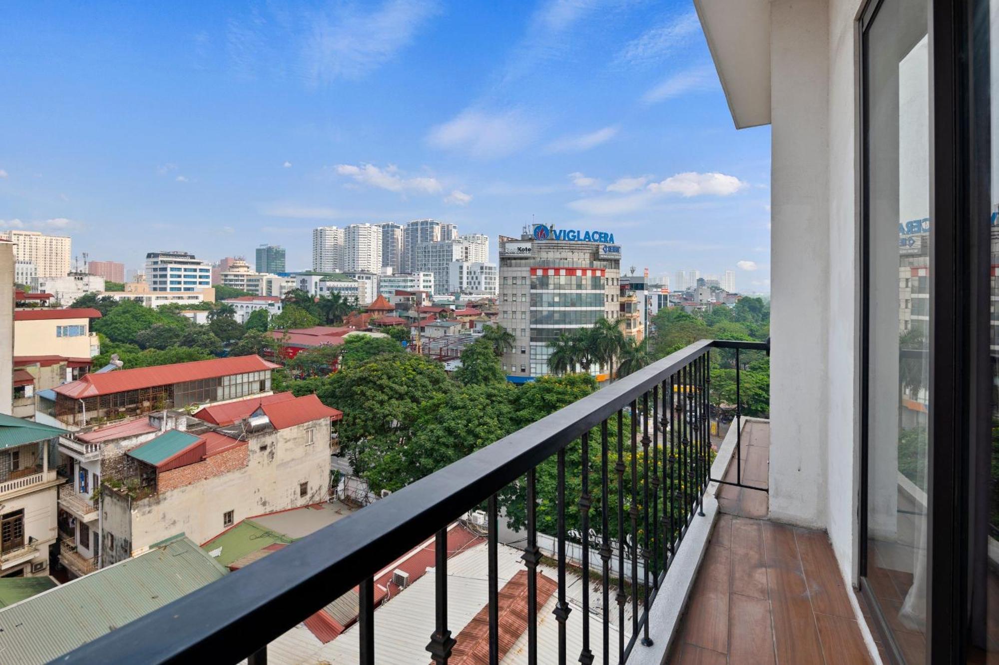 22Land Residence Hotel & Spa Hanoi Exterior photo