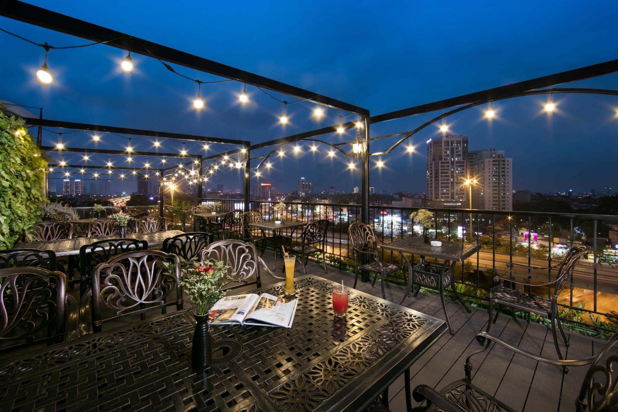 22Land Residence Hotel & Spa Hanoi Exterior photo